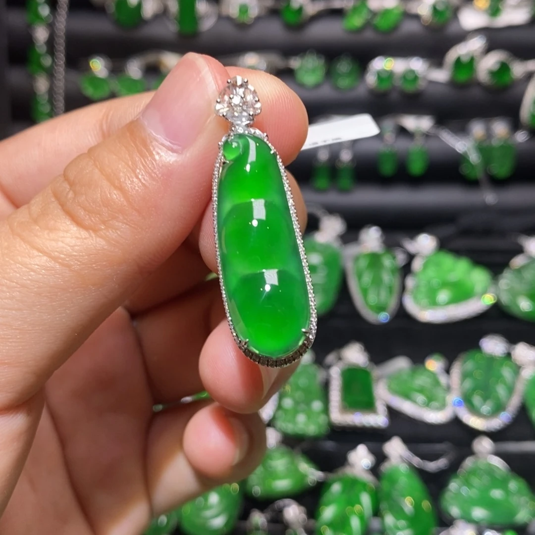 翡翠18K金镶嵌吊坠(不含链)天然翡翠