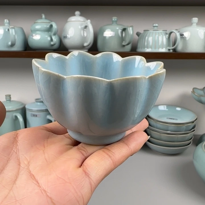 摆件陶汝瓷莲花杯支钉烧天青釉微瑕