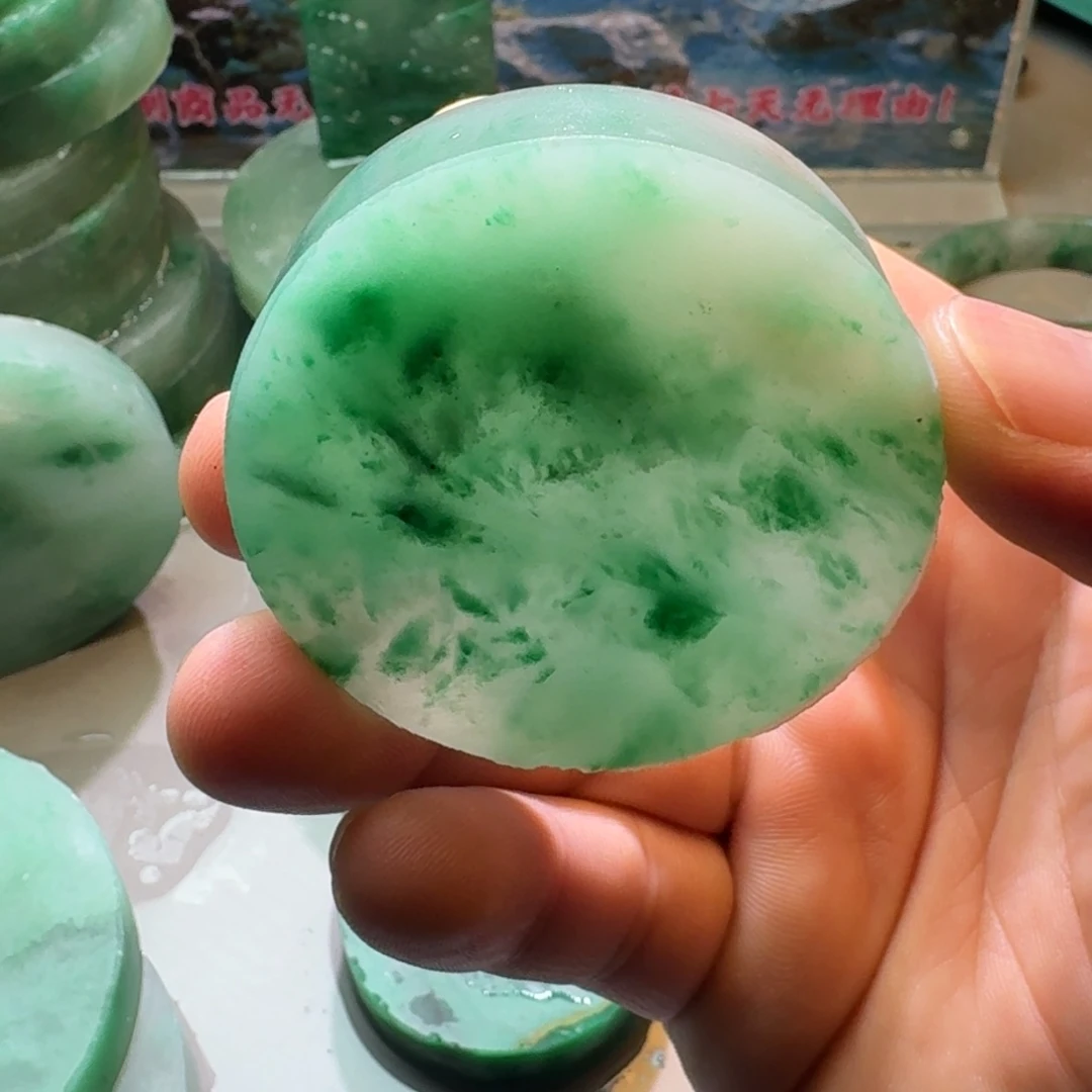 小***g定制石英质玉（非洲翠）