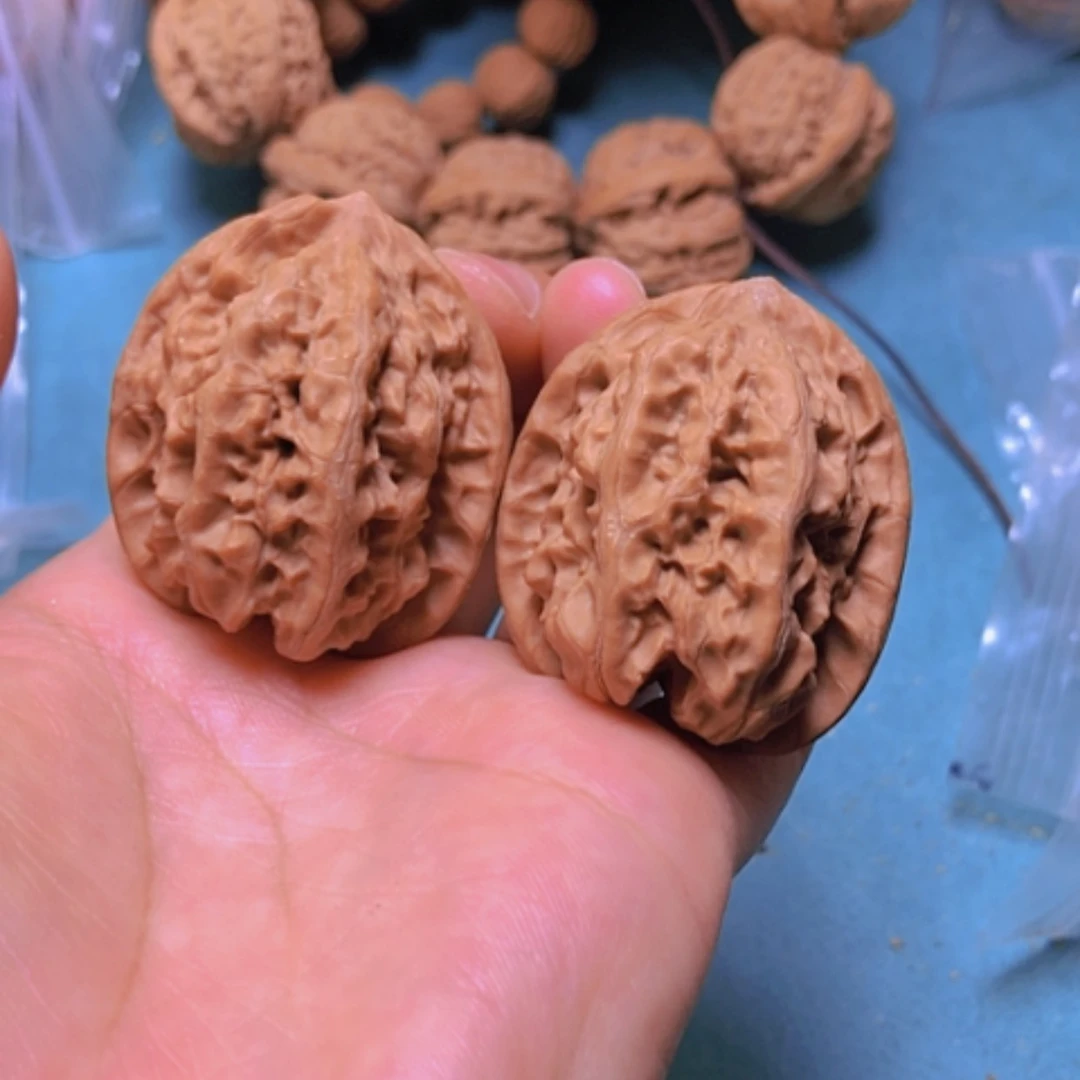 【闪购商品】核桃摆件35磐石修尖