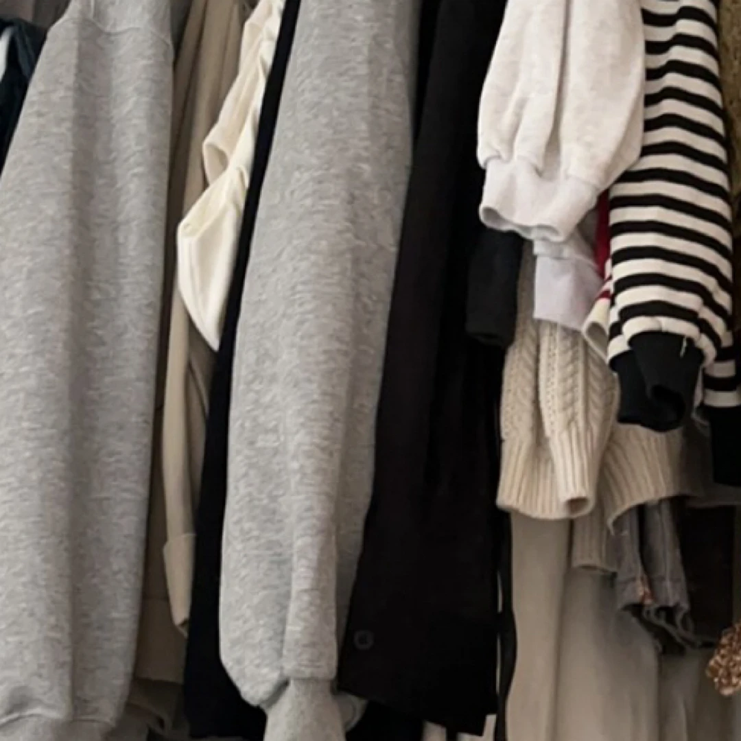 红标，显瘦气质毛针织衫薄款女修身女士早秋修身方领毛衣