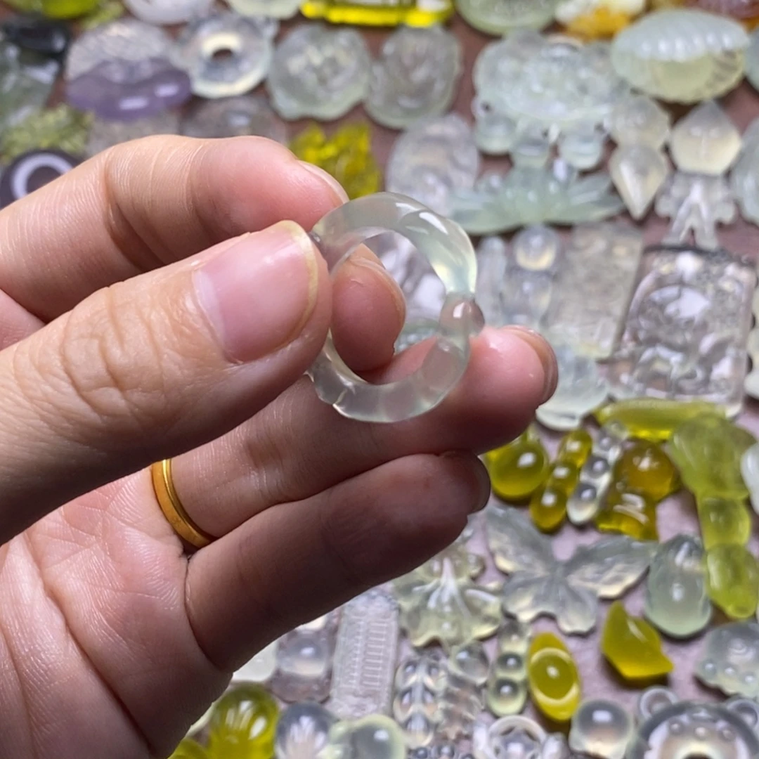 蛇纹石玉合金颈饰