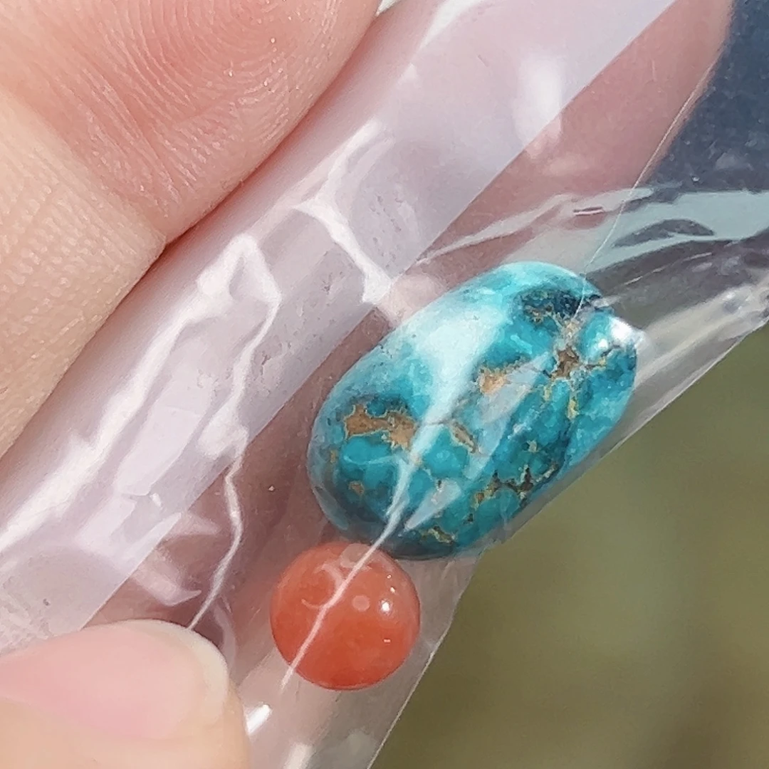 南红玛瑙未镶嵌珠宝奇石