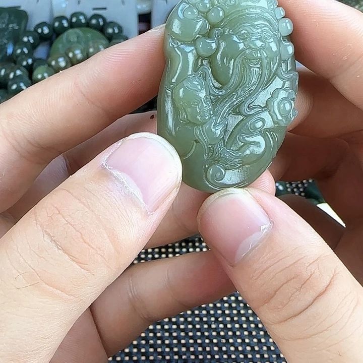 颈饰未镶嵌和田玉