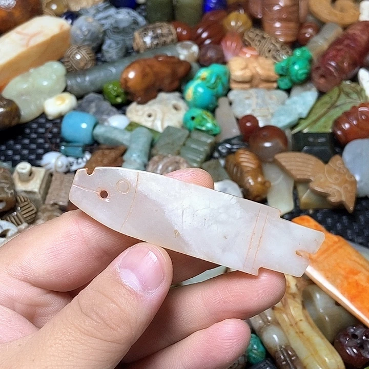 和田玉未镶嵌颈饰079