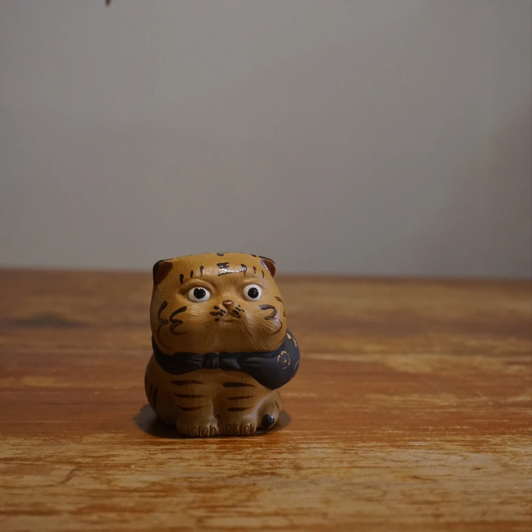 淘气小老虎｜陶瓷紫砂茶宠手工茶玩摆件离家出走虎生肖虎可养创意