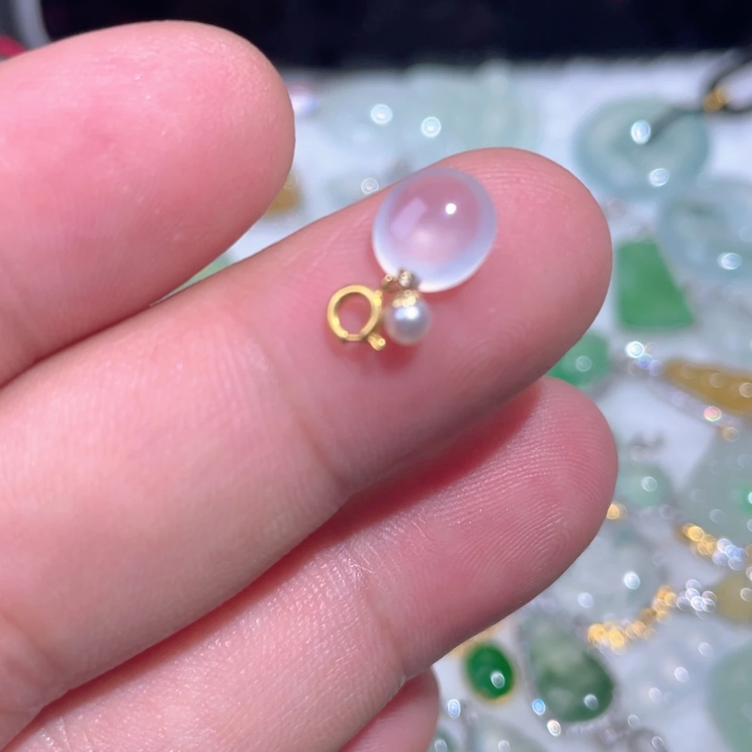 翡翠9K金镶嵌颈饰