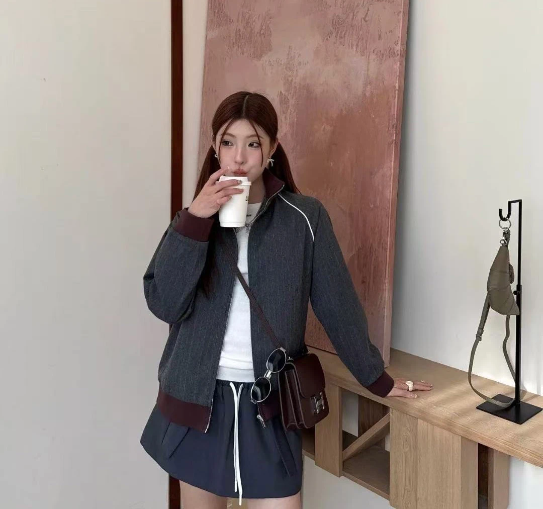 上衣+裤子+裙子套装（建议干洗）