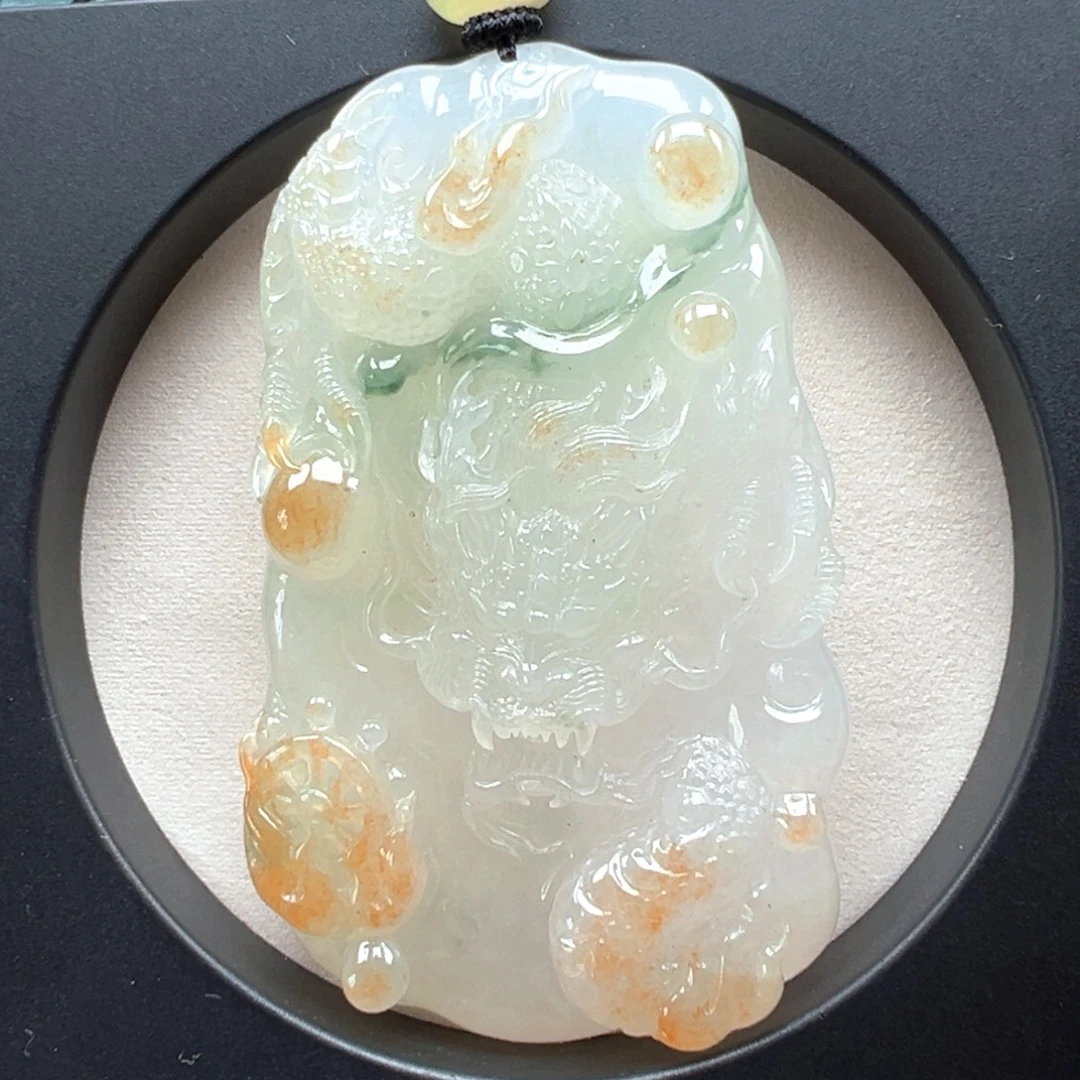 颈饰未镶嵌翡翠龙