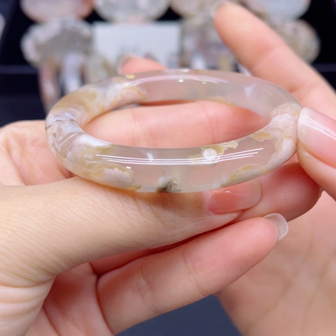 玛瑙/玉髓未镶嵌手镯51