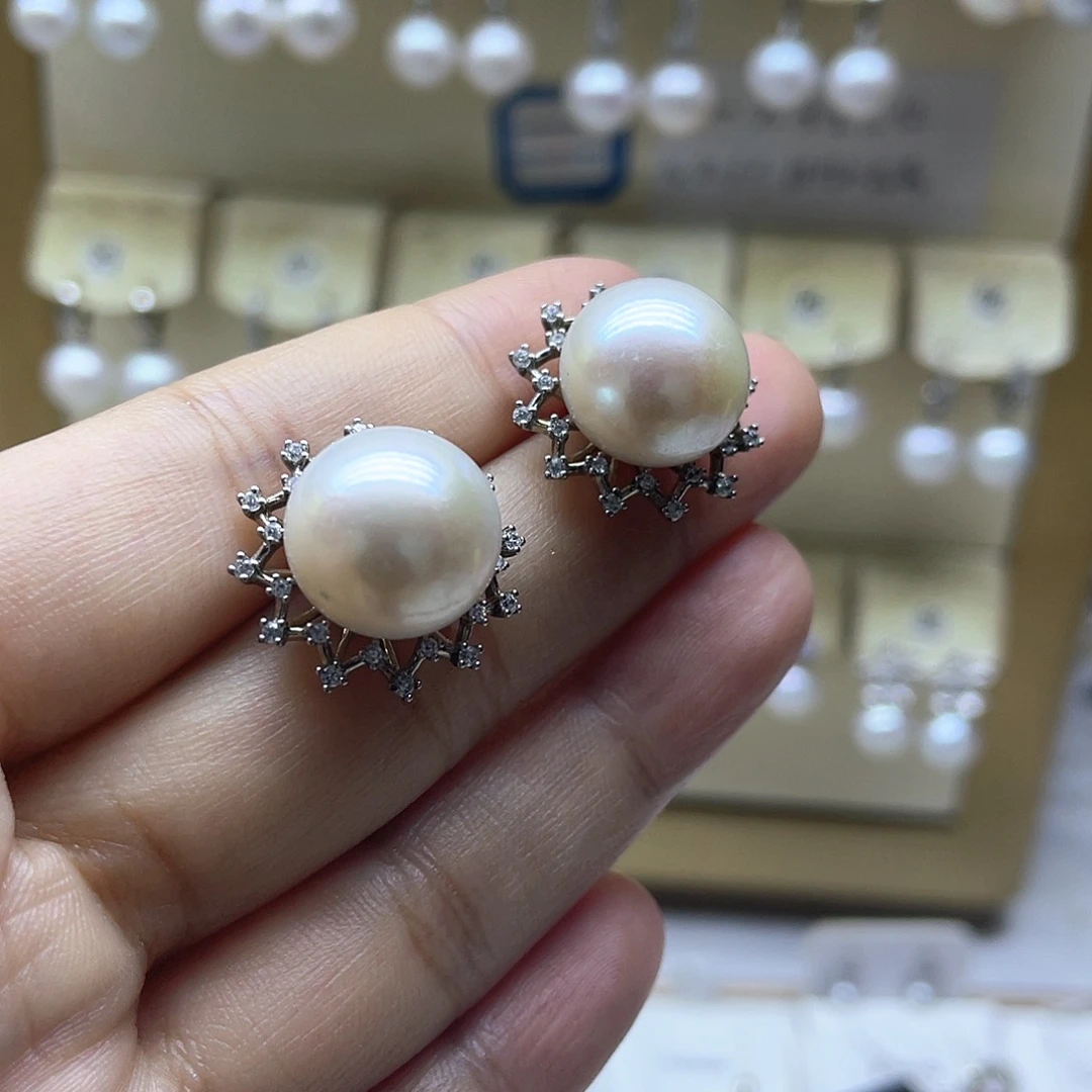 银S925镶嵌耳饰淡水珍珠