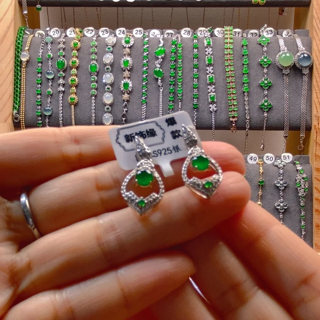 颈饰银S925镶嵌翡翠翡翠耳钉