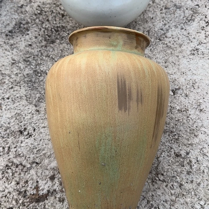 微瑕景德镇手工花瓶清