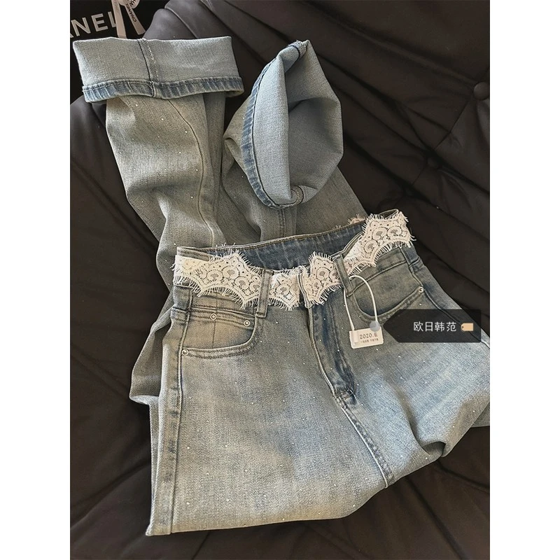 大码蕾丝拼接高腰直筒牛仔裤女春季设计感复古烫钻宽松阔腿裤子潮