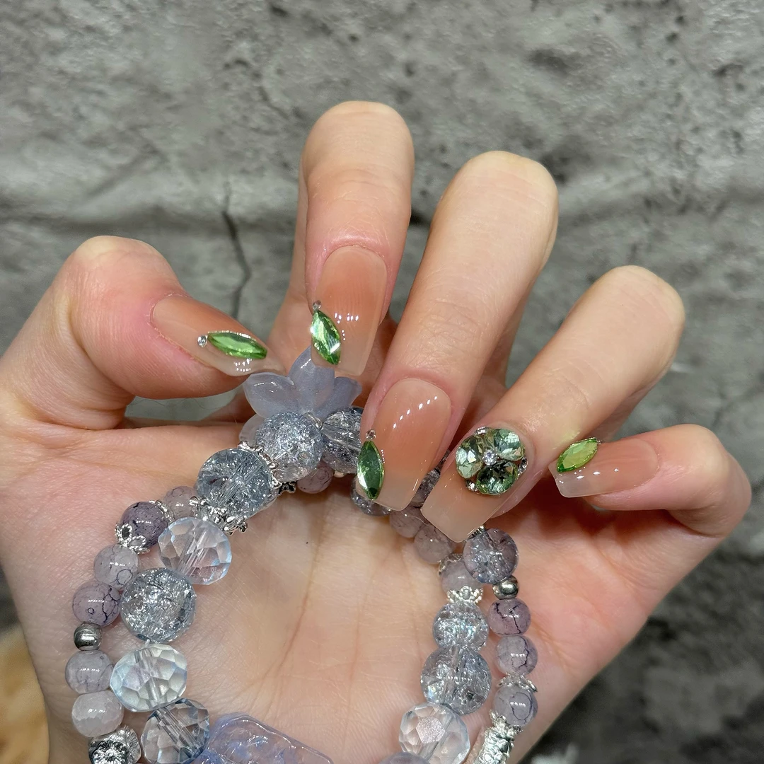 丹蜜琳【贵橄榄】 主钻华 高奢定制系列手工穿戴软甲