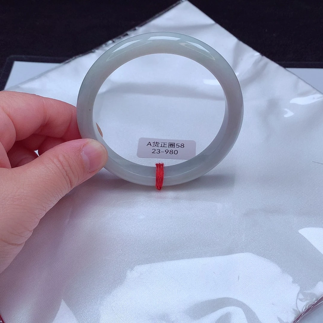 翡翠手镯未镶嵌23号