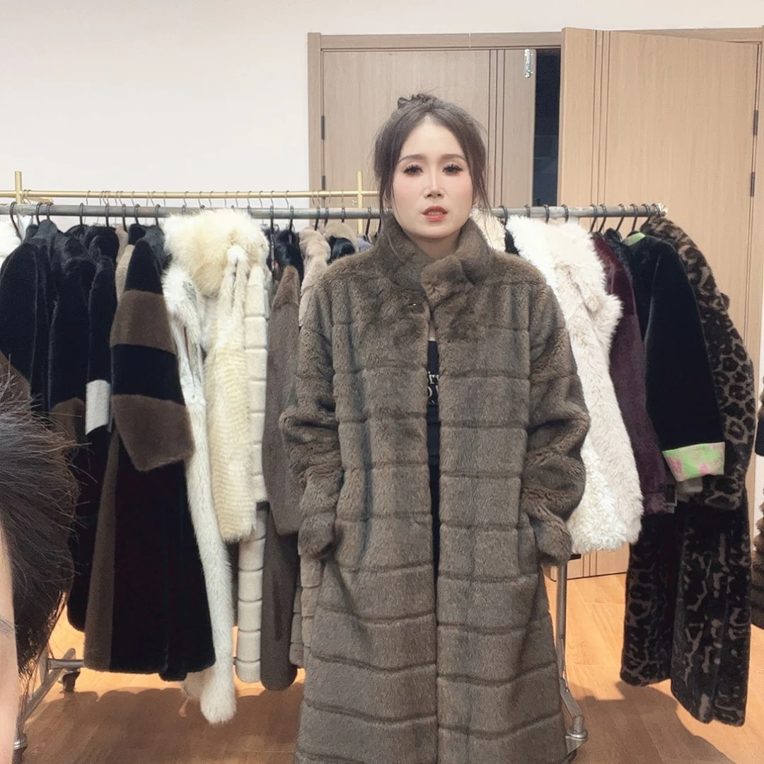 ，79号皮毛一体外套