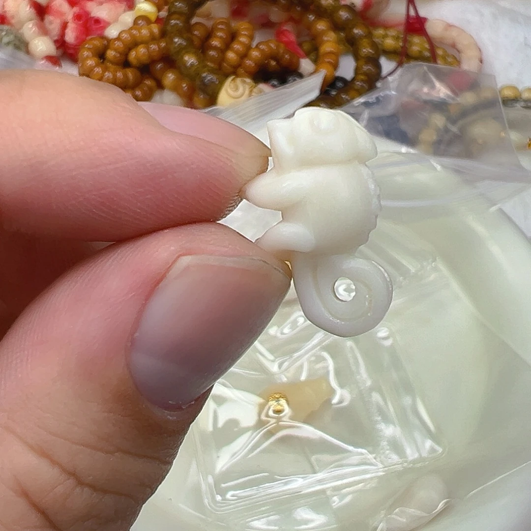 驼骨其他53驼骨变色龙配饰一个