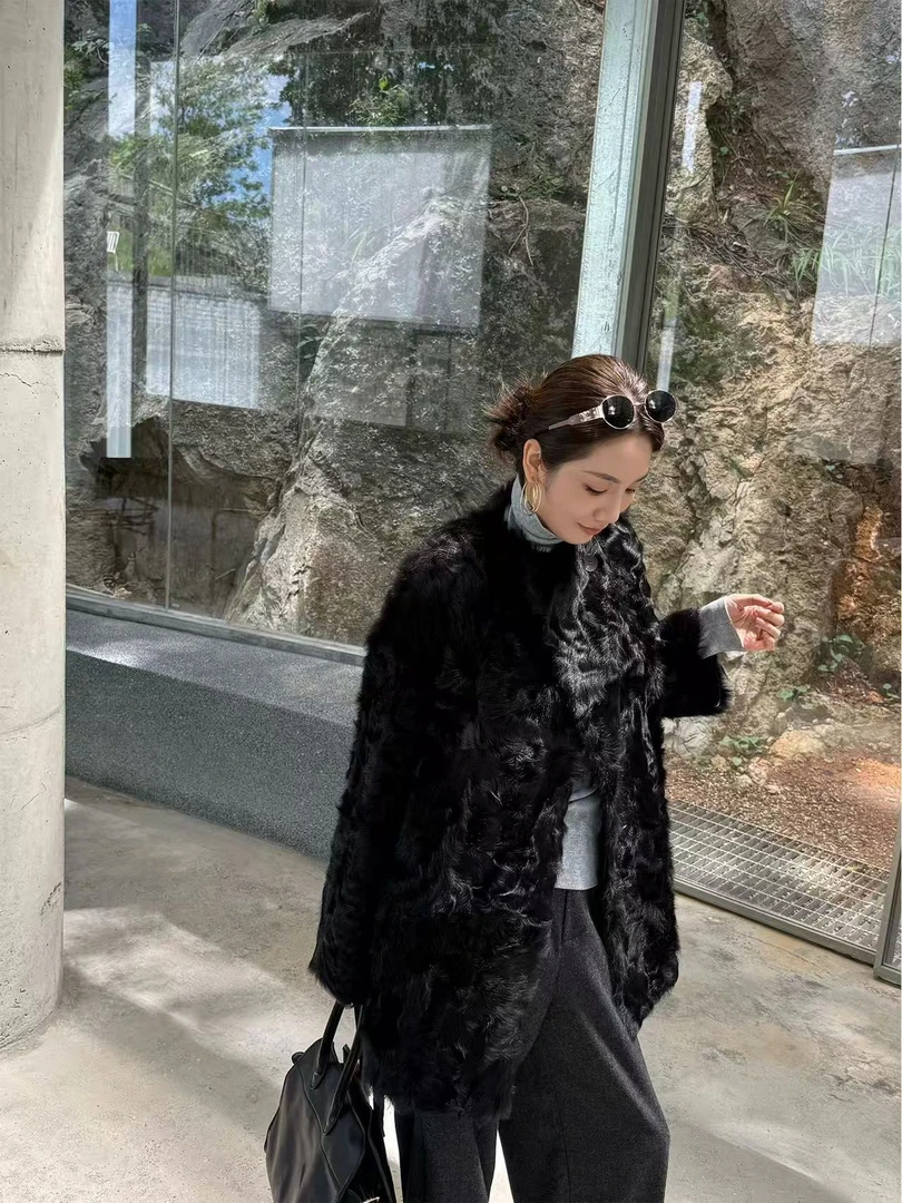 【美尚公主】高奢百搭宽松版小湖羊皮毛一体中长款外套88469