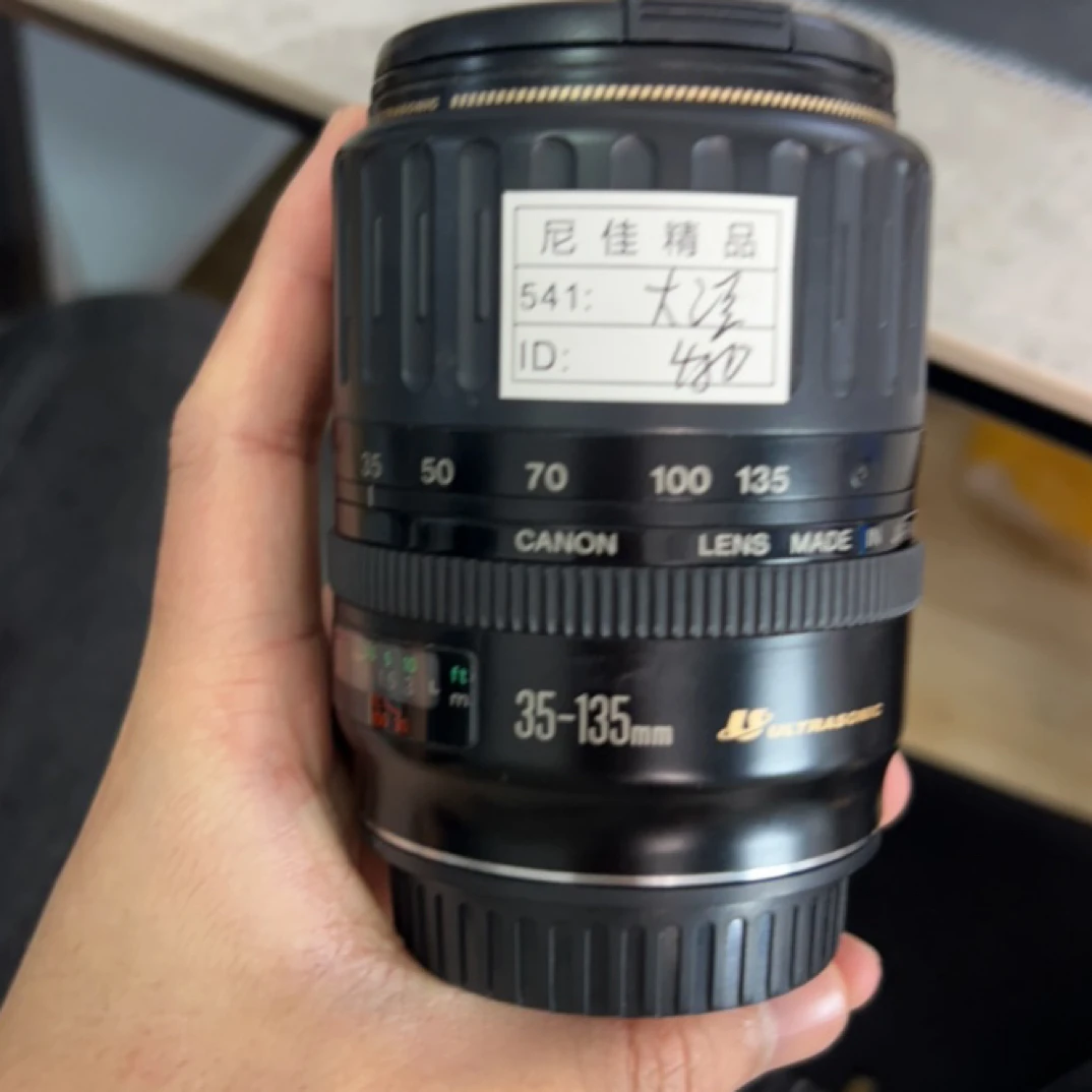 9新 Nikon/尼康 Canon/佳能 - 卡口 二手单反相机/镜头（无配件）