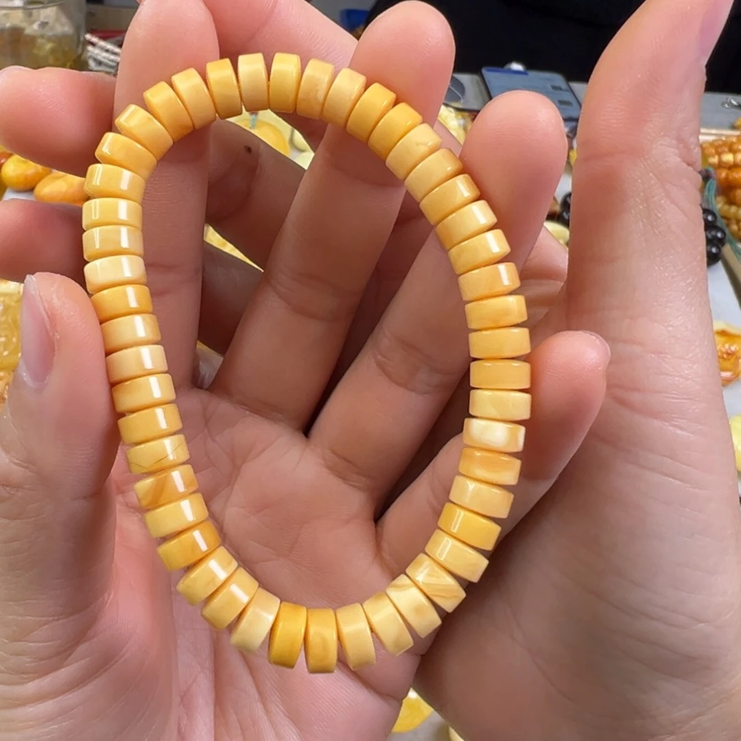 蜜蜡裸石未镶嵌蜜蜡