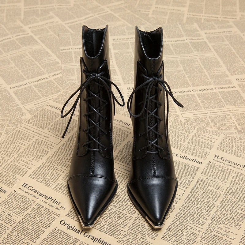 高跟短靴女新款2024秋冬欧货爆款尖头瘦瘦靴今年流行的洋气小裸靴