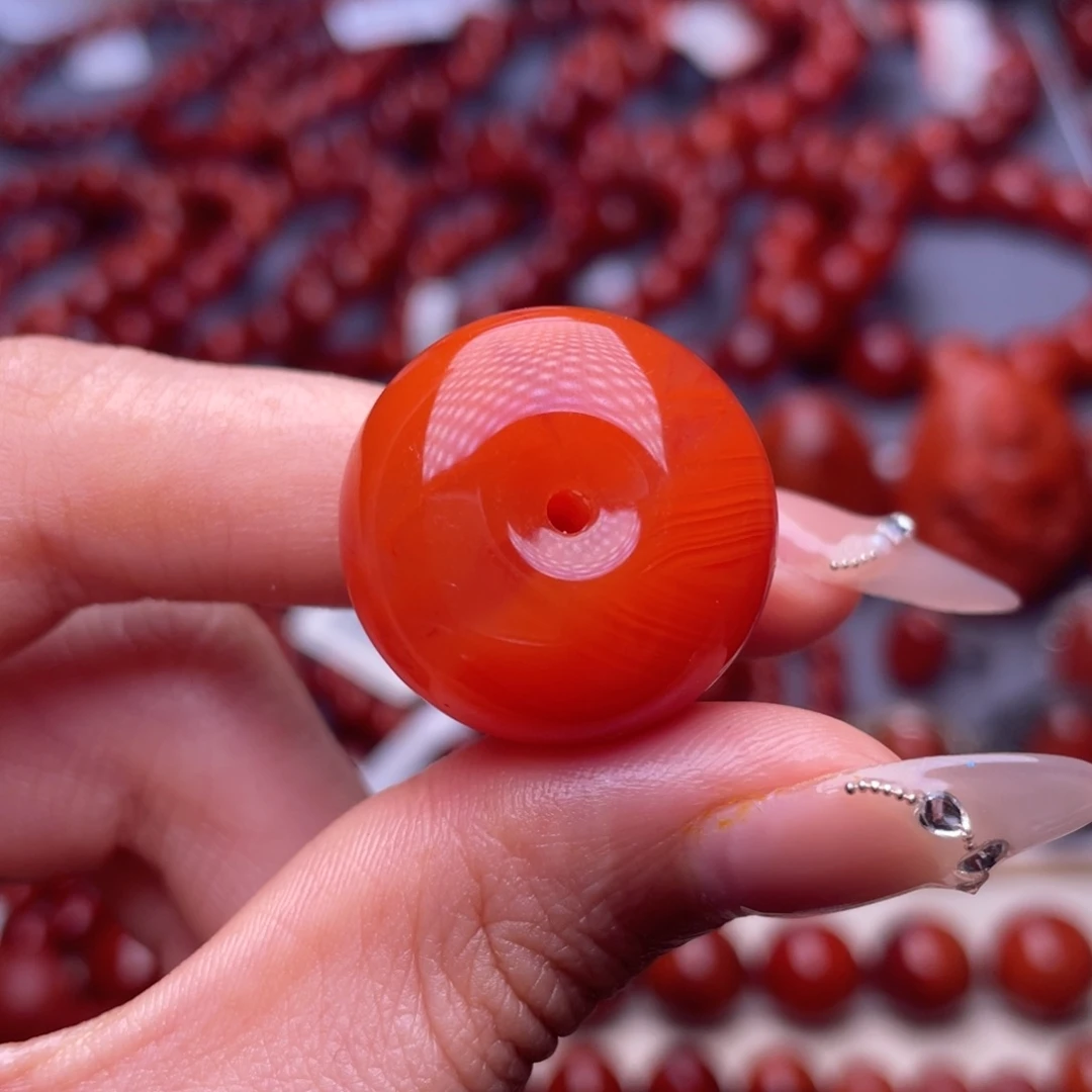 南红玛瑙未镶嵌其他23x14 精品瓦西柿子红平安扣