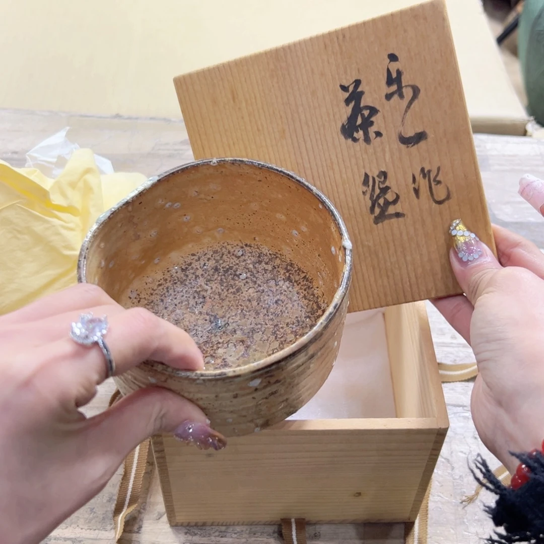 瓷片陶瓷的发展和艺术价值