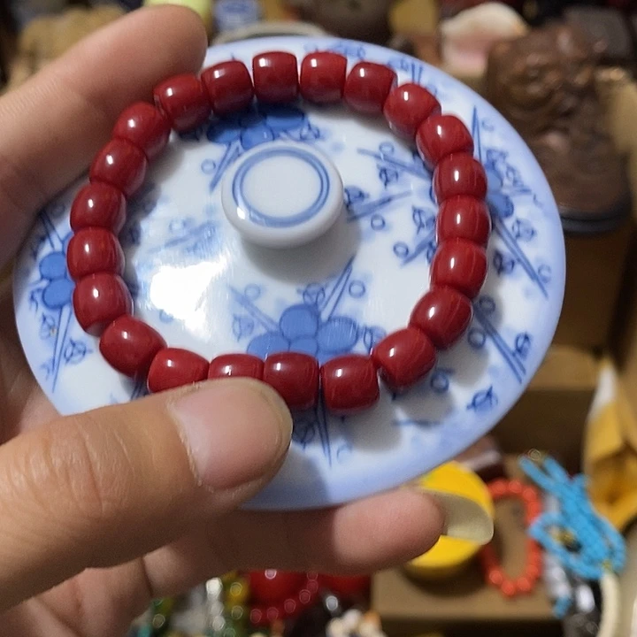 瓷器工艺精湛精细