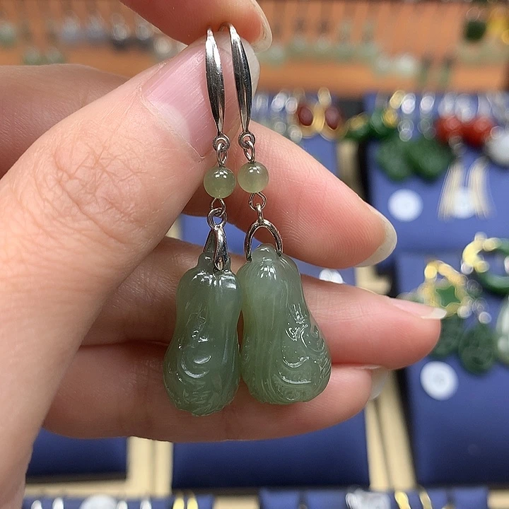 和田玉银S925镶嵌耳饰白菜22左右晴水色