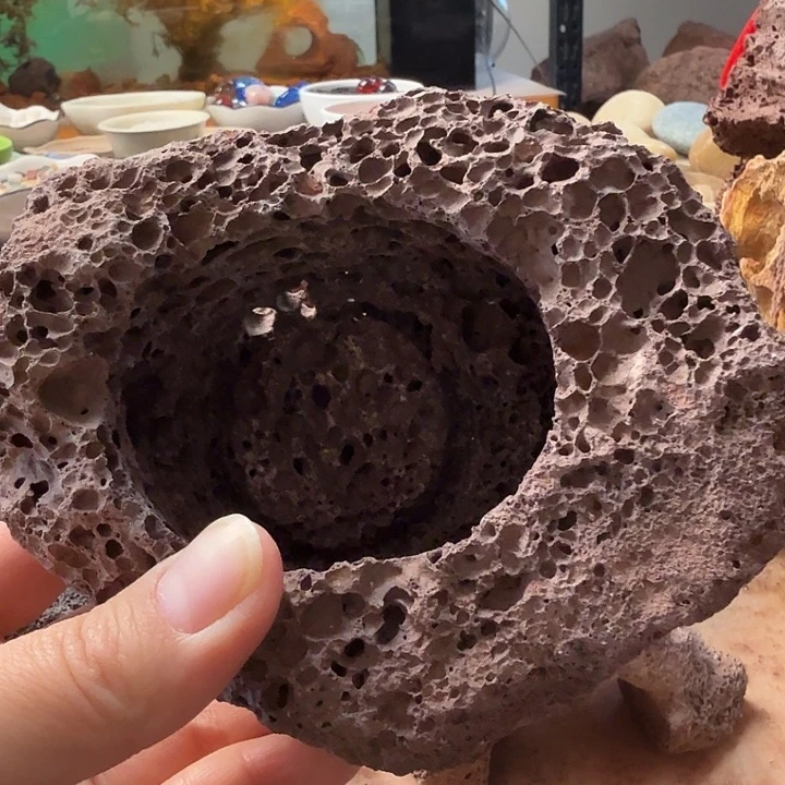 火山石花盆，微瑕疵，不退不换