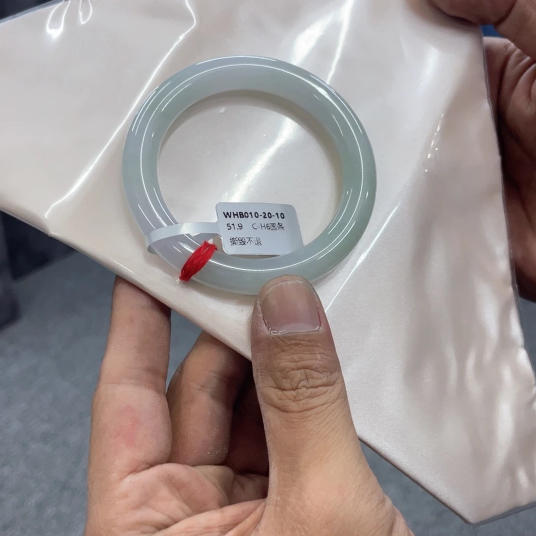 未镶嵌手镯翡翠安***未镶嵌翡翠