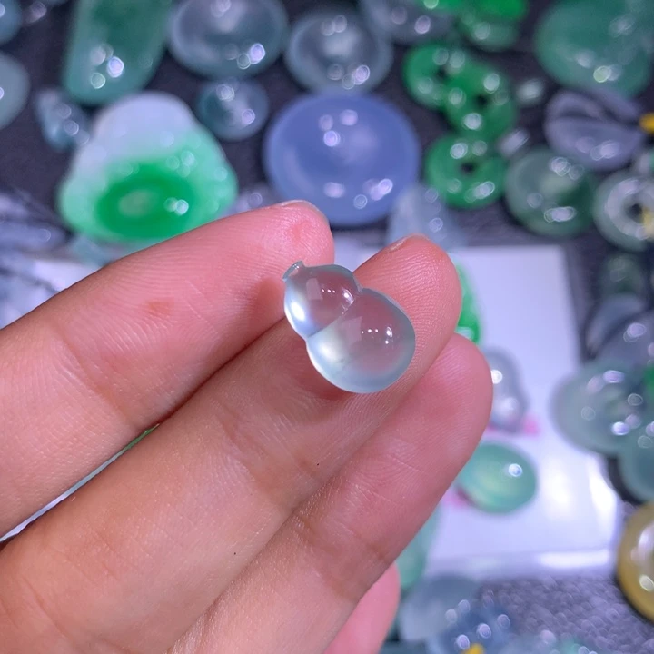 翡翠未镶嵌颈饰翡翠12.3-8.4/5