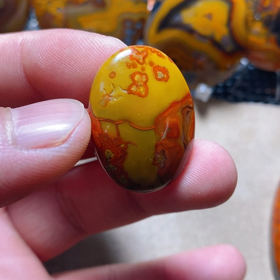 玛瑙/玉髓颈饰未镶嵌静**开