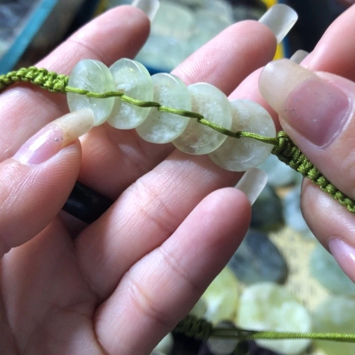 岫玉未镶嵌岫玉五帝钱手链