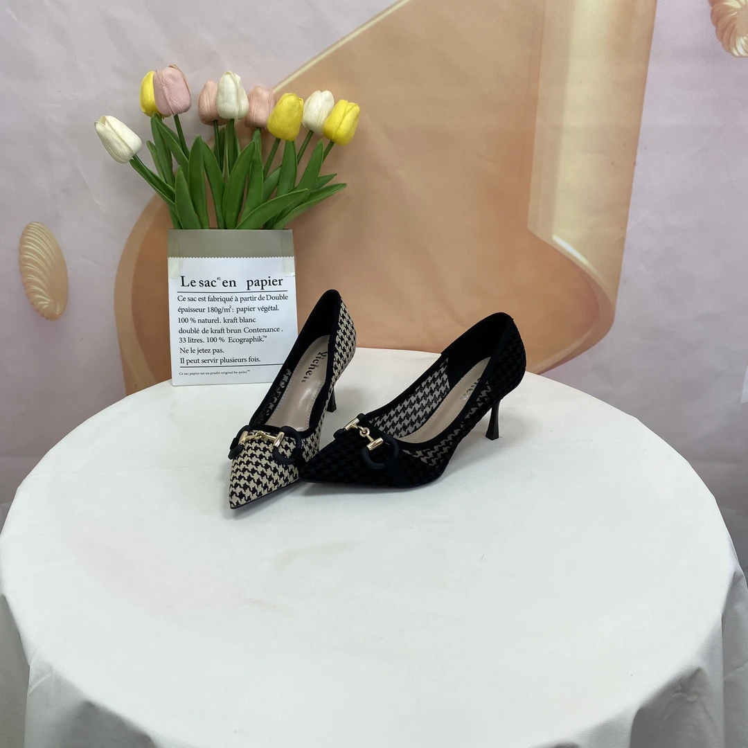 969-82春秋新款时尚气质百搭细跟尖头单鞋F1