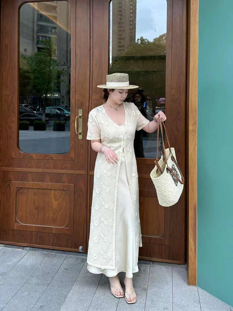 琪琪怪怪大码女装【交响曲】钩花镂空夏季时尚长款开衫T56885QD