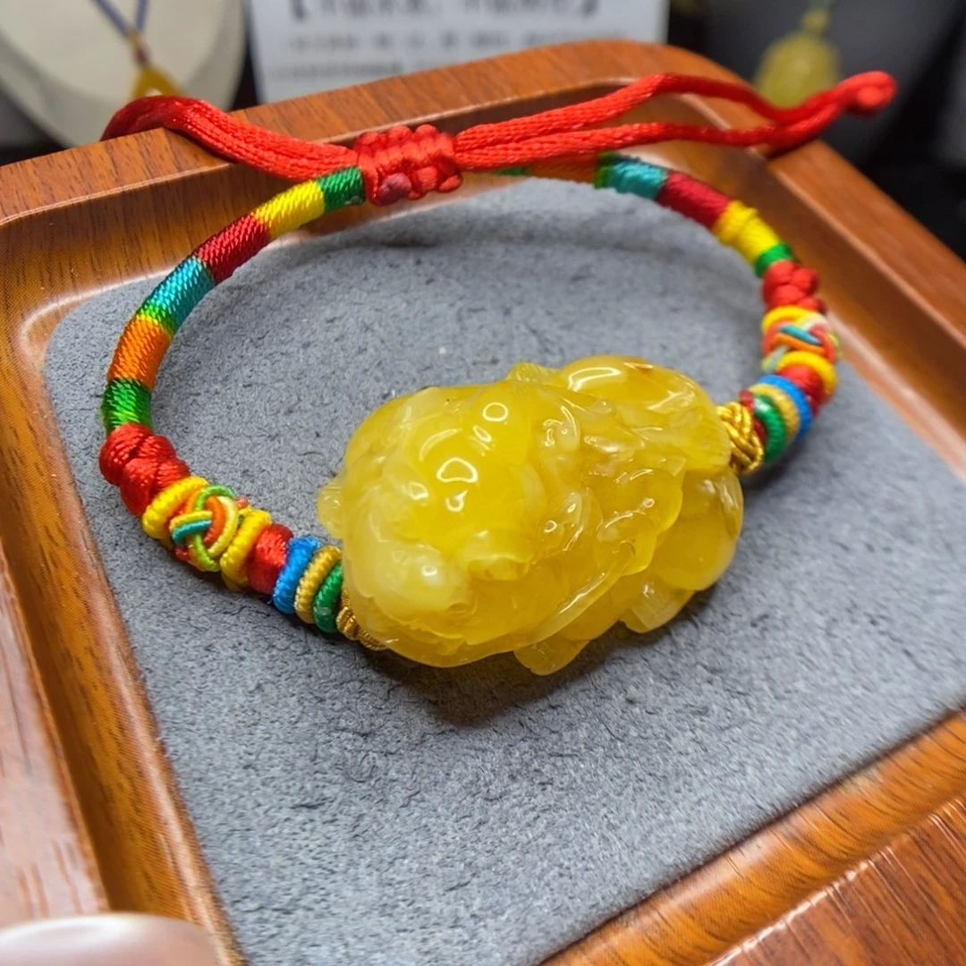 圆***宝蜜蜡未镶嵌颈饰郎