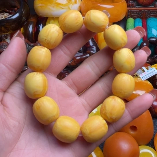 琥珀手串未镶嵌蜜蜡