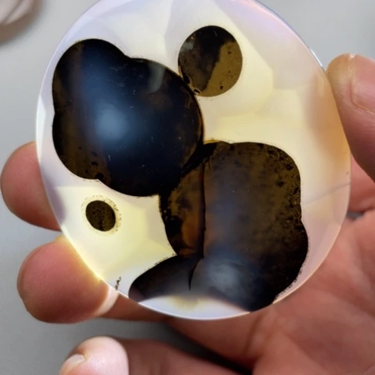 玛瑙/玉髓颈饰未镶嵌静****行