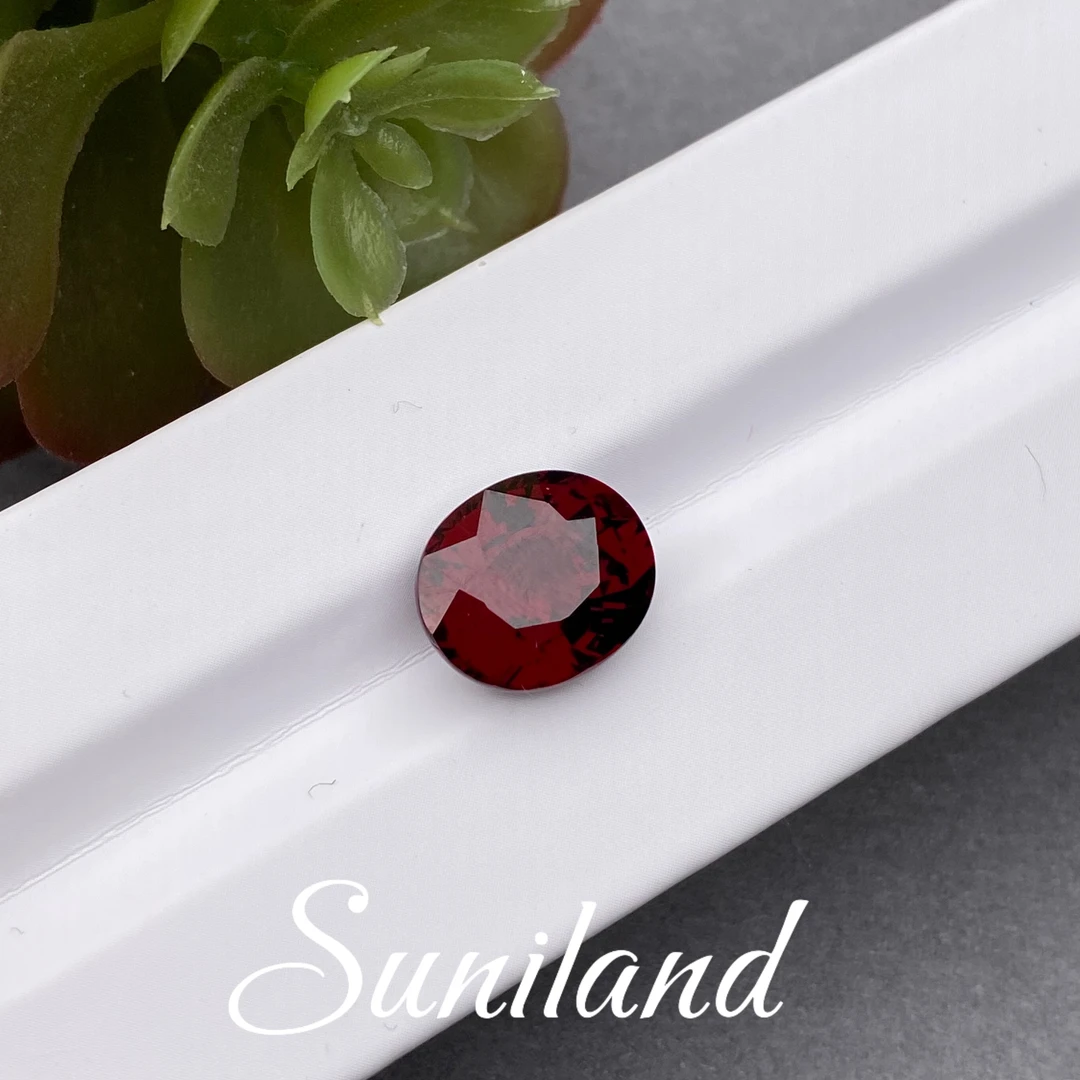 A425-10ct椭圆形镁铝（石榴石）榴石