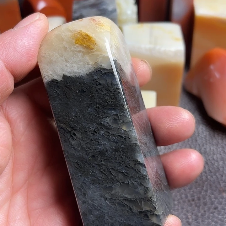 昌化石精美昌化蛇皮冻