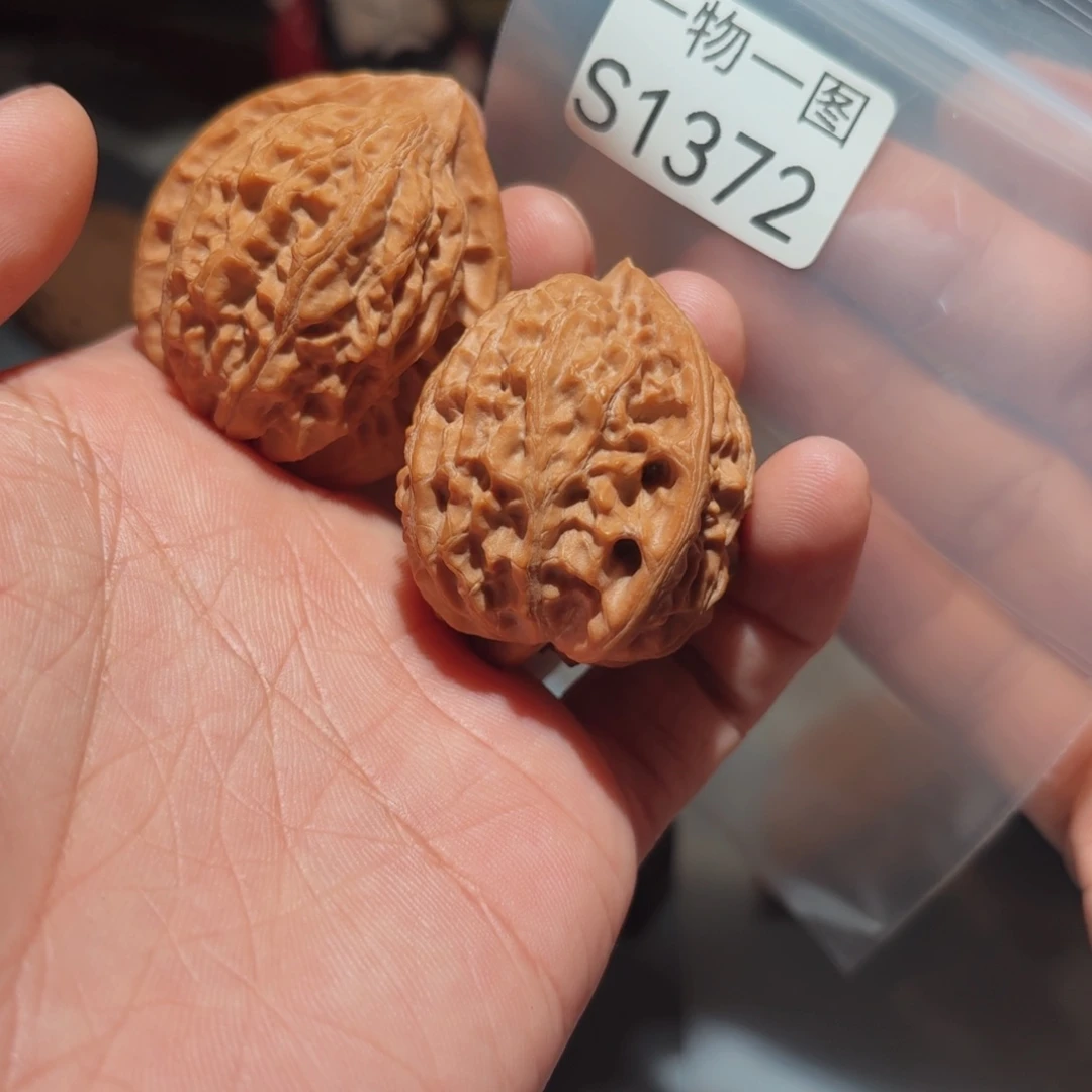 把件文玩核桃金牛