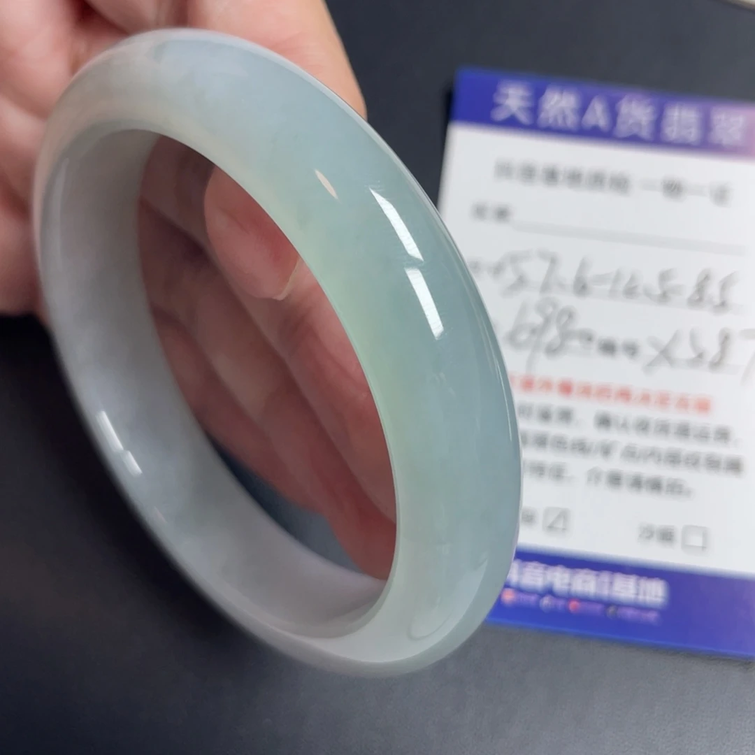 翡翠未镶嵌手镯翡翠