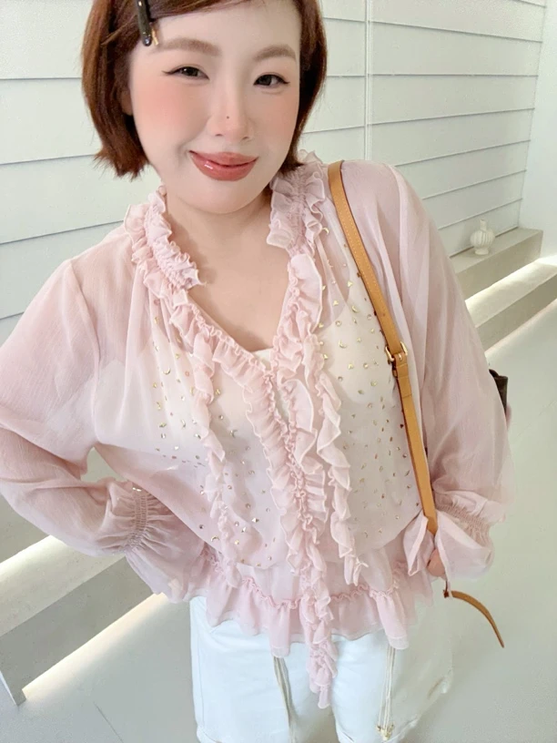 蜜桃肌纱 | D S M D | 大码蜜桃粉烫钻飘带纯欲清冷透透上衣