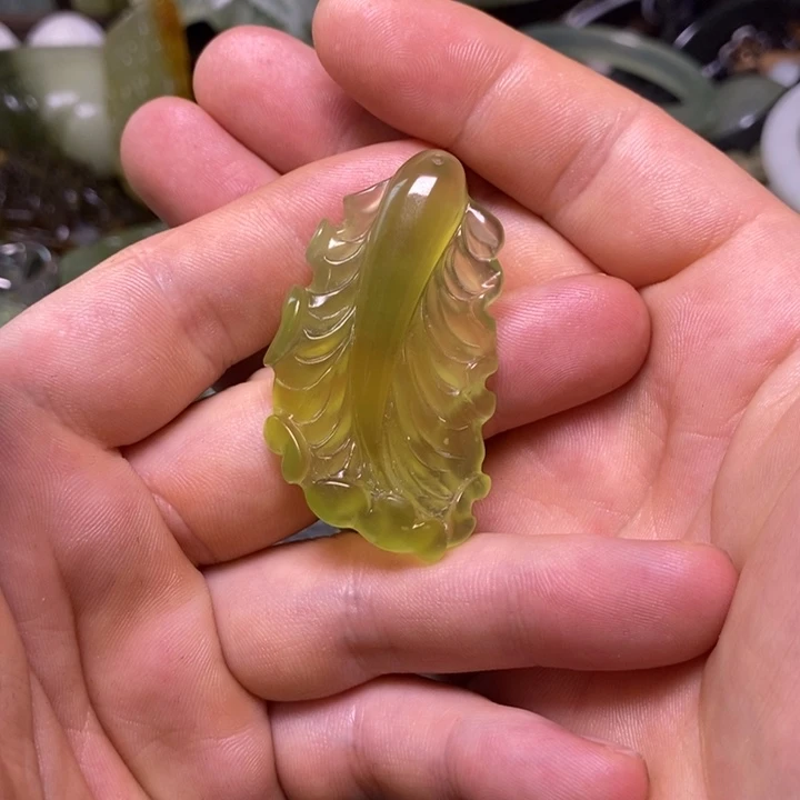 岫玉未镶嵌岫玉颈饰