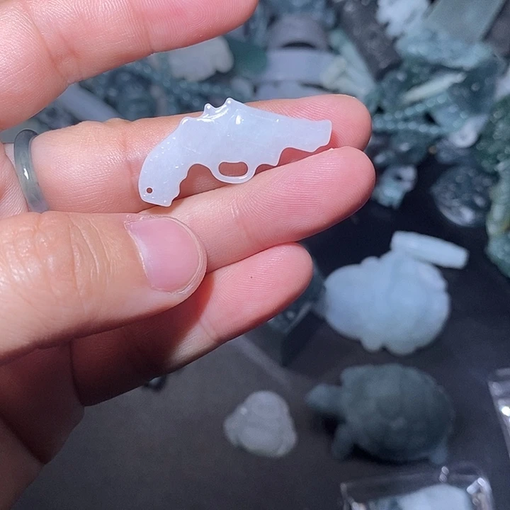 定制翡翠未镶嵌毛货