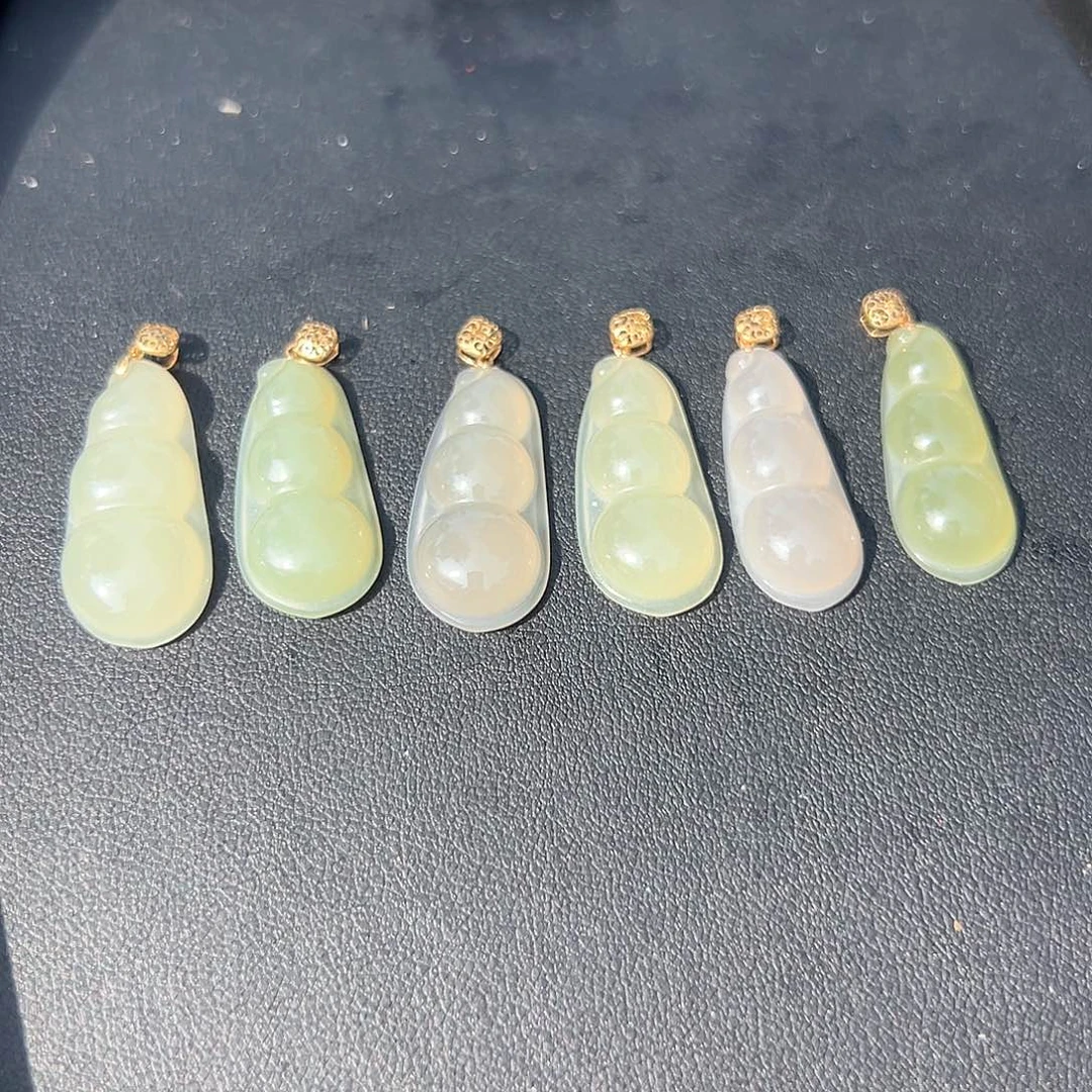 和田玉连升三级多样性发货拍一发一18K金镶嵌