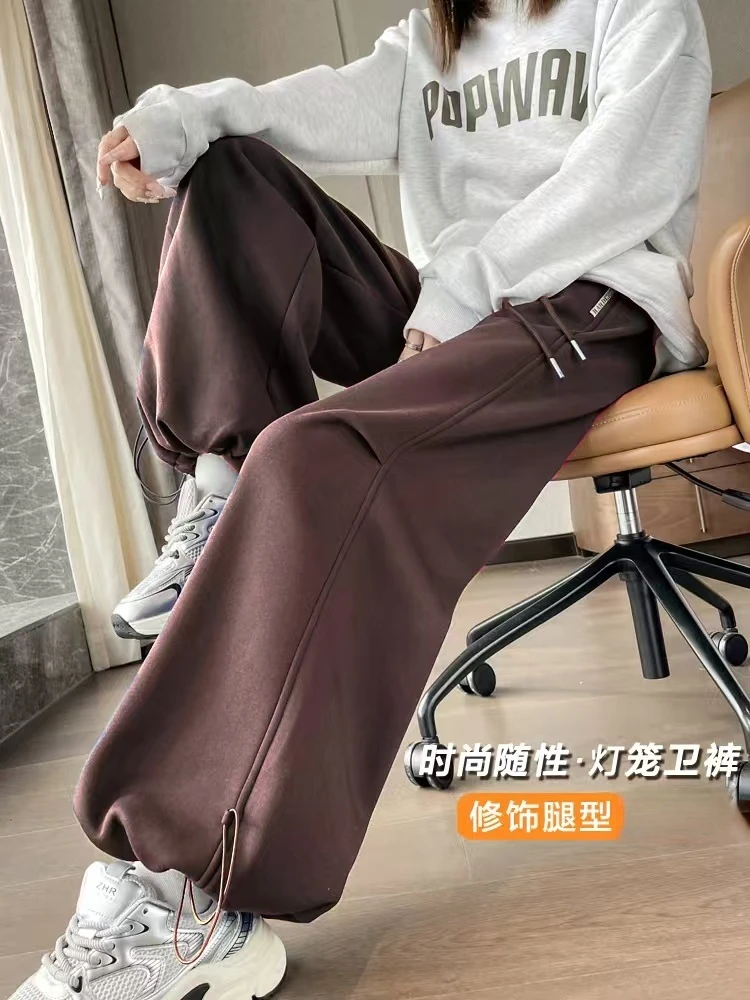 咖啡色运动卫裤女秋季上新松紧高腰显瘦休闲百搭慵懒松弛感灯笼裤