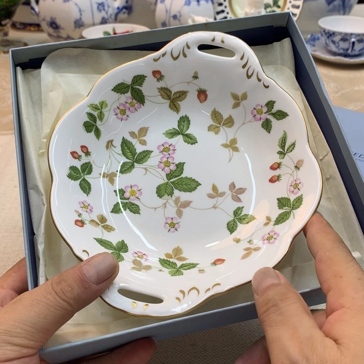 紫砂金瓷阁精品瓷器店